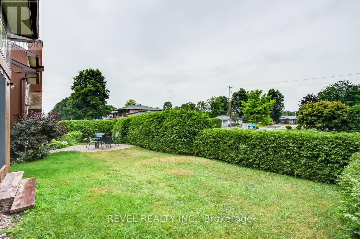 5 Sandhurst Court, Ottawa, Ontario  K1V 9W9 - Photo 18 - X13109852