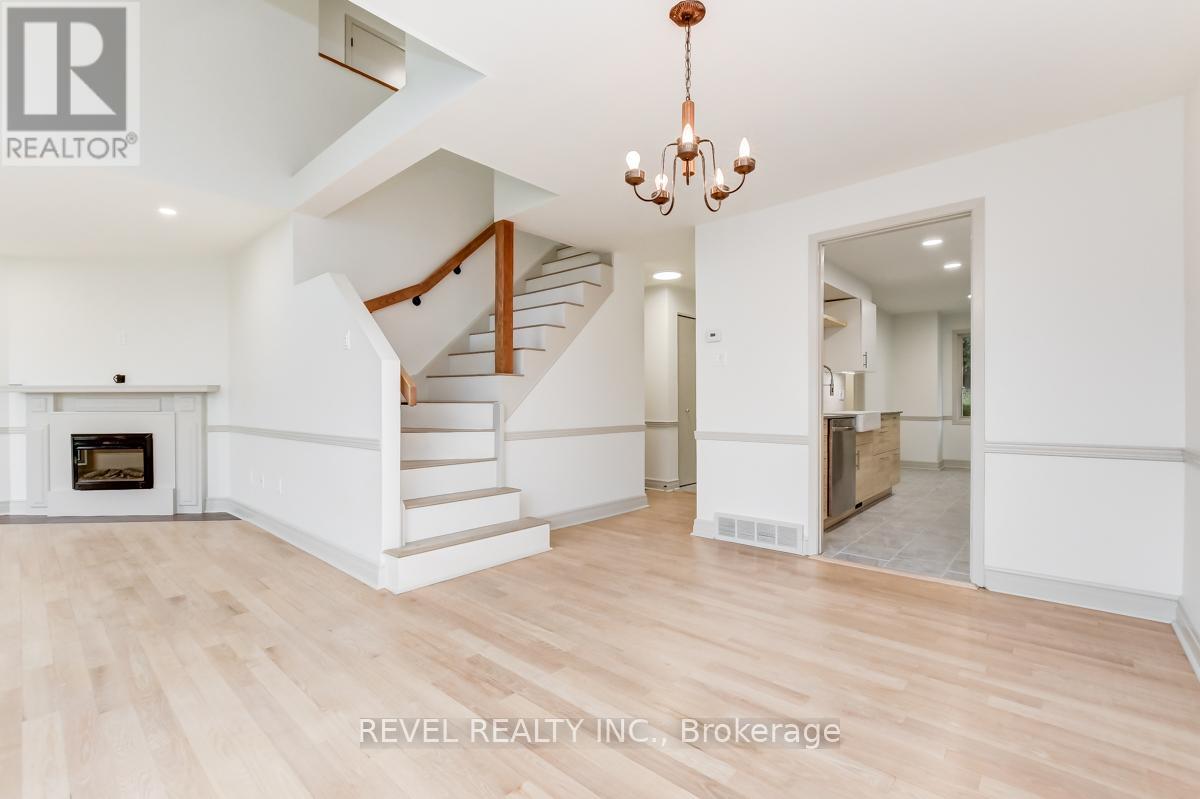 5 Sandhurst Court, Ottawa, Ontario  K1V 9W9 - Photo 5 - X13109852