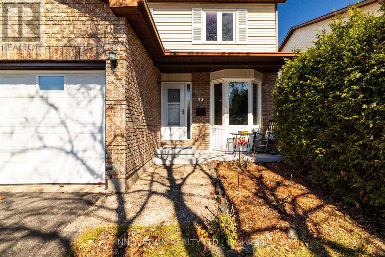 42 Liston Crescent, Ottawa, Ontario  K2L 2W4 - Photo 3 - X13110012