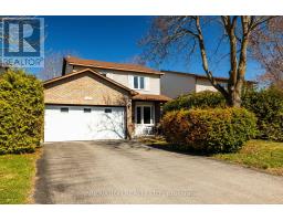 42 LISTON CRESCENT, Ottawa, Ontario