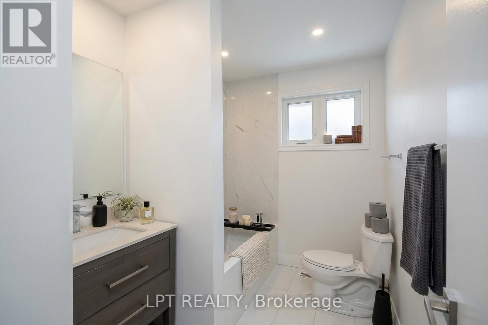 2317 Elmira Drive, Ottawa, Ontario  K2C 1H3 - Photo 12 - X13110026