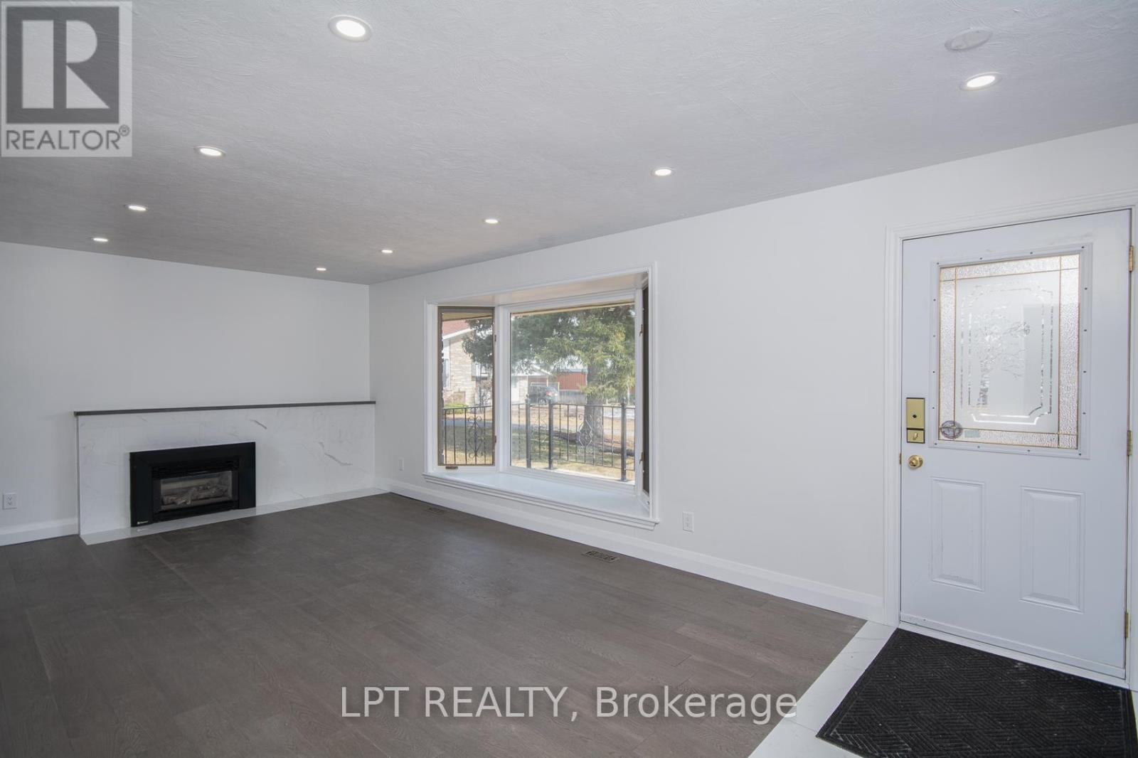 2317 Elmira Drive, Ottawa, Ontario  K2C 1H3 - Photo 5 - X13110026