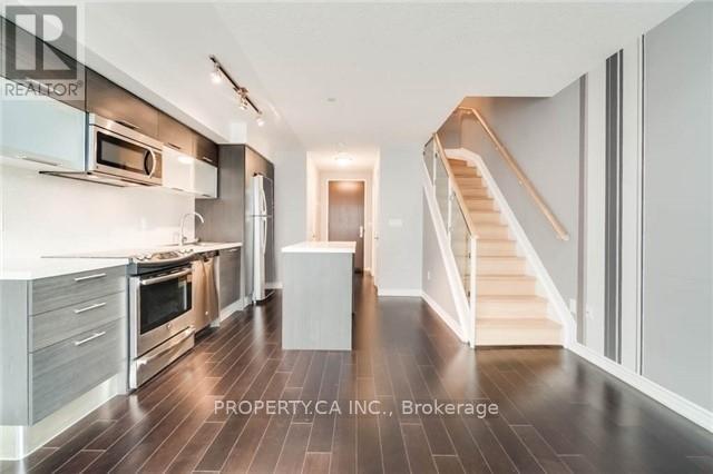 514 - 386 YONGE STREET, Toronto, Ontario