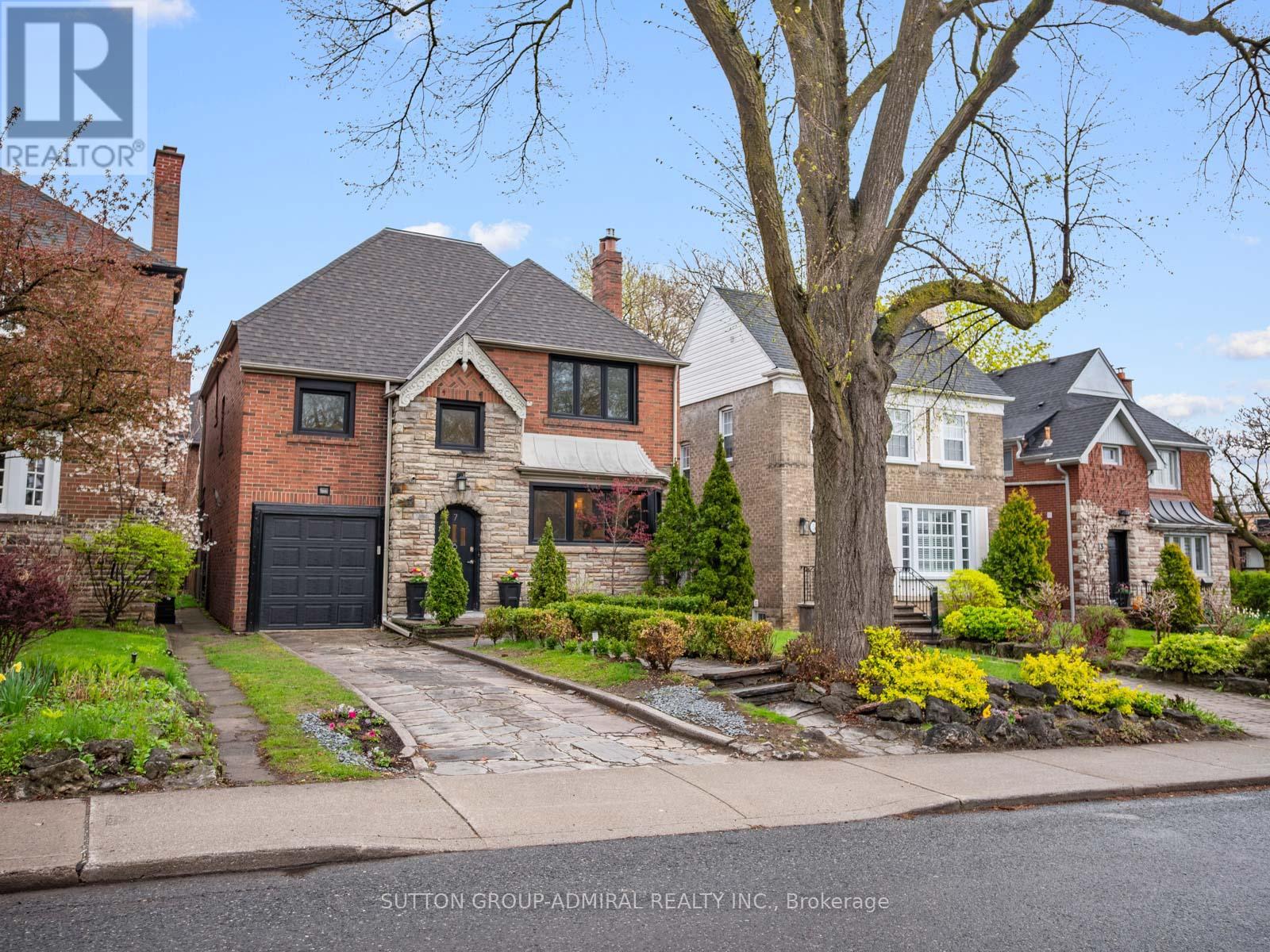 7 GLENARDEN ROAD, Toronto, Ontario
