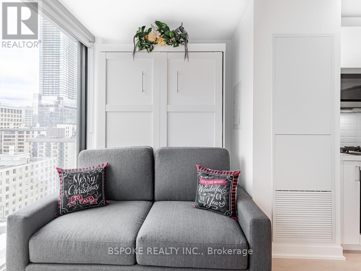 1404 - 195 Mccaul Street, Toronto, Ontario  M5T 0E5 - Photo 12 - C13109814