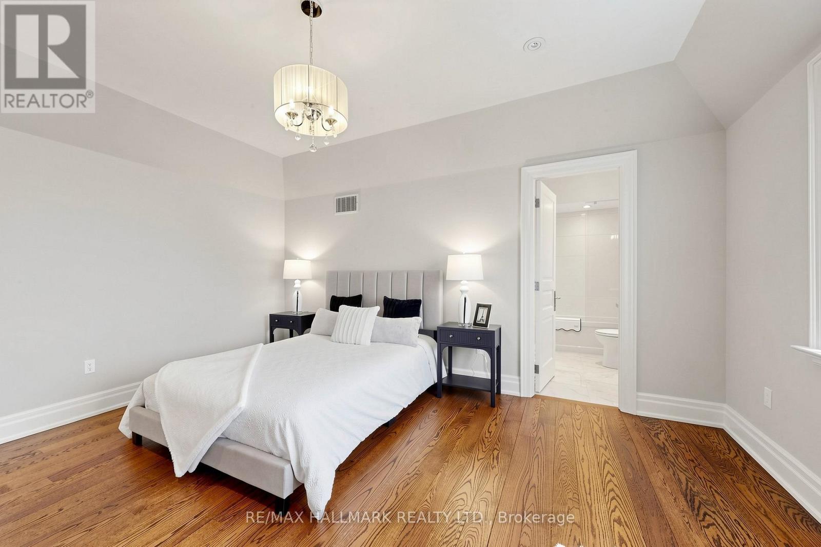 50 Lloydminster Crescent, Toronto, Ontario  M2M 2S1 - Photo 25 - C13109938