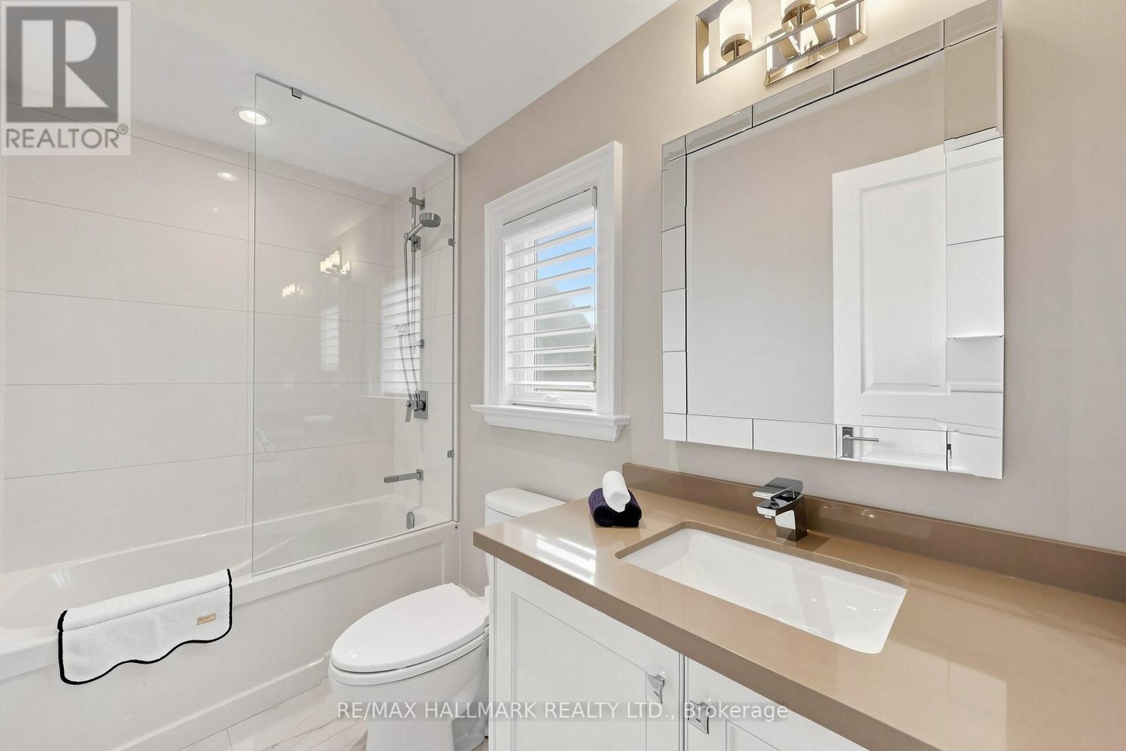 50 Lloydminster Crescent, Toronto, Ontario  M2M 2S1 - Photo 27 - C13109938