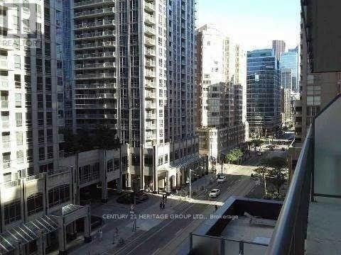 604 - 770 Bay Street, Toronto, Ontario  M5G 0A6 - Photo 15 - C13109968