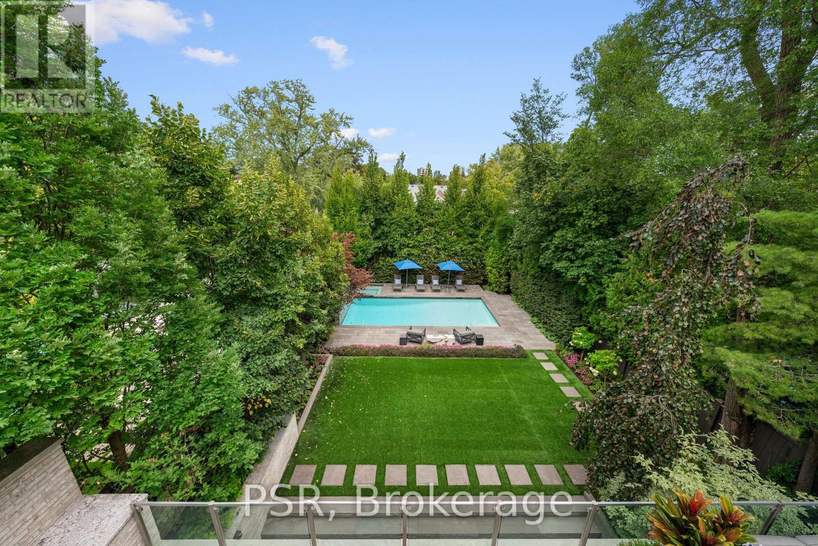 221 Dunvegan Road, Toronto, Ontario  M5P 2P3 - Photo 14 - C13109682