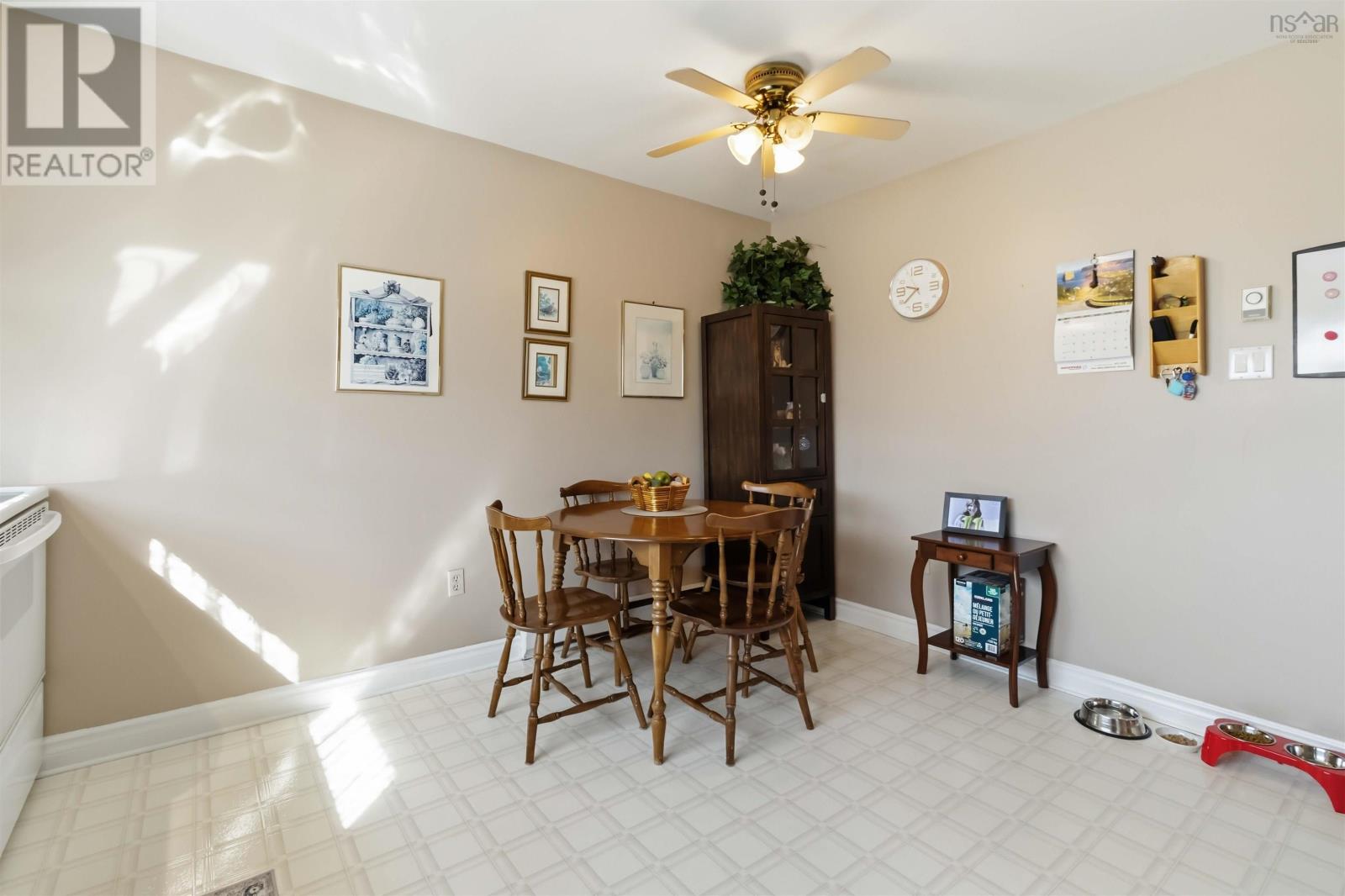 16 Theakston Avenue, Halifax, Nova Scotia  B3R 1R9 - Photo 11 - 202610378