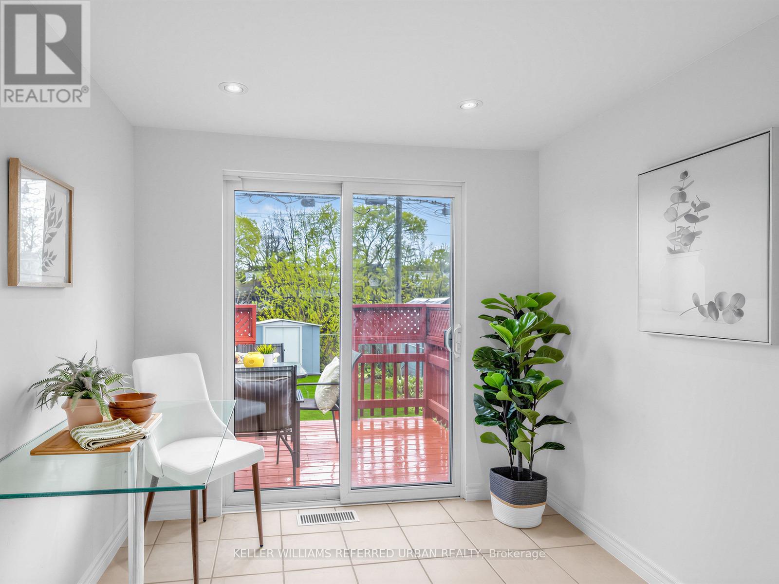 145 Oakcrest Avenue, Toronto, Ontario  M4C 1B8 - Photo 17 - E13109816