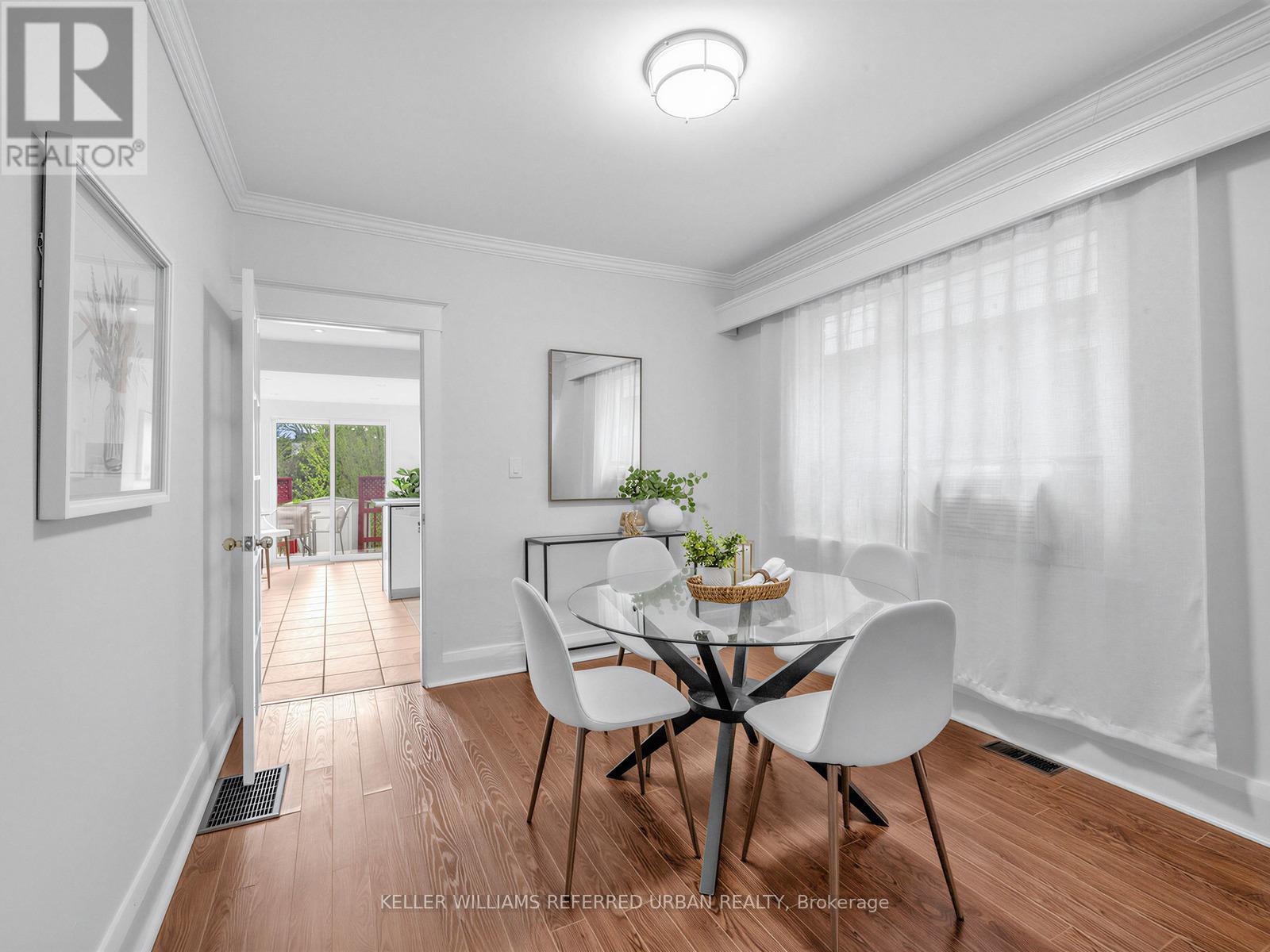 145 Oakcrest Avenue, Toronto, Ontario  M4C 1B8 - Photo 9 - E13109816