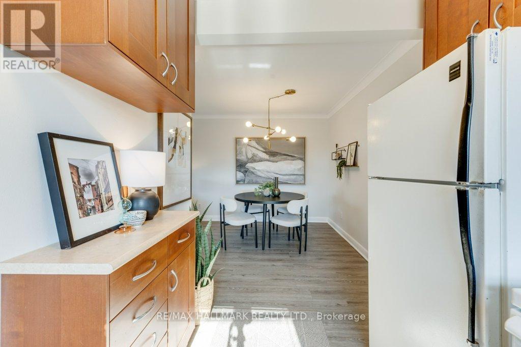 Upper - 225 Woodville Avenue, Toronto, Ontario  M4J 2R4 - Photo 14 - E13109878