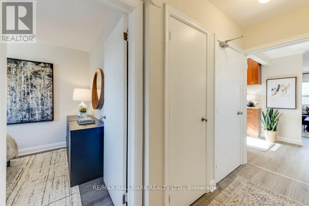 Upper - 225 Woodville Avenue, Toronto, Ontario  M4J 2R4 - Photo 23 - E13109878