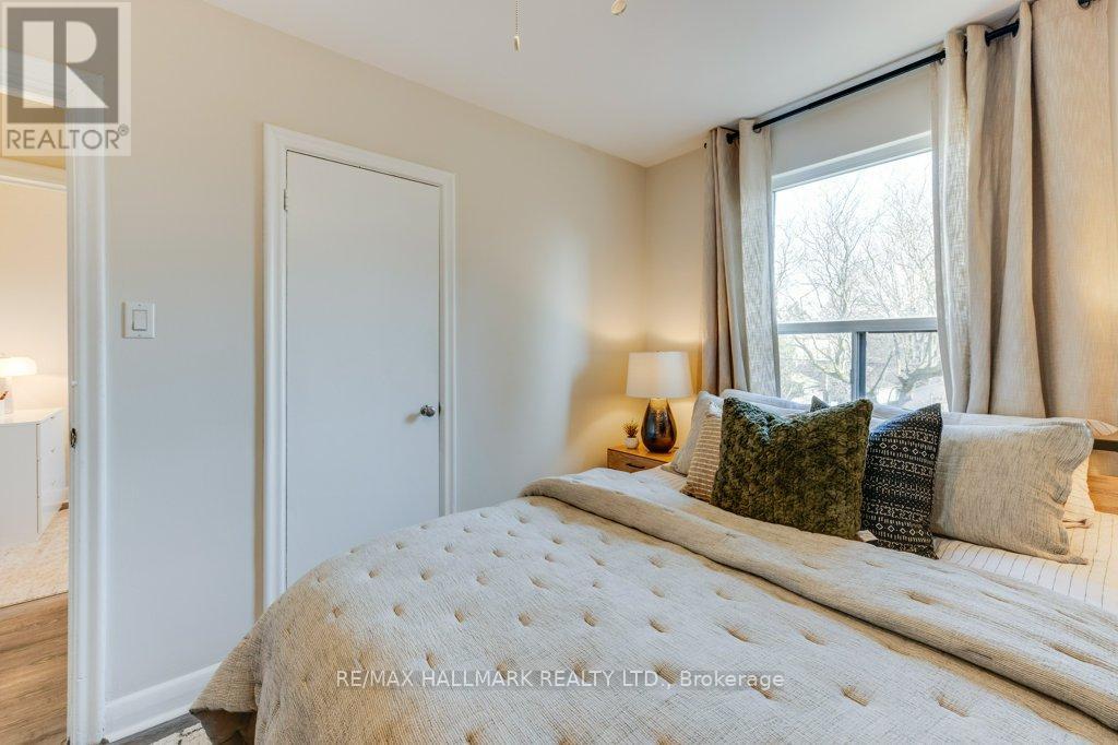 Upper - 225 Woodville Avenue, Toronto, Ontario  M4J 2R4 - Photo 27 - E13109878