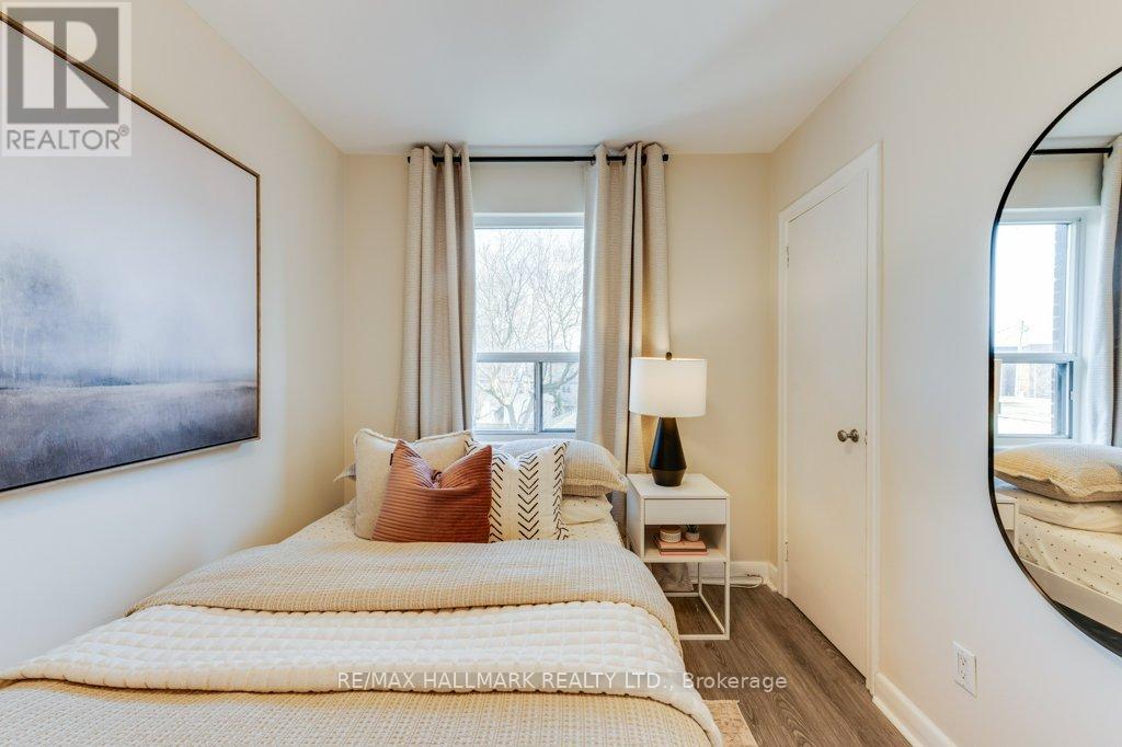 Upper - 225 Woodville Avenue, Toronto, Ontario  M4J 2R4 - Photo 30 - E13109878