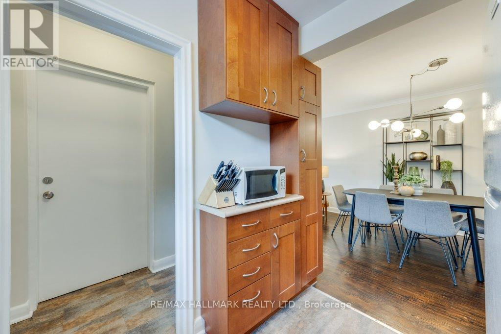 Main - 225 Woodville Avenue, Toronto, Ontario  M4J 2R4 - Photo 17 - E13109918