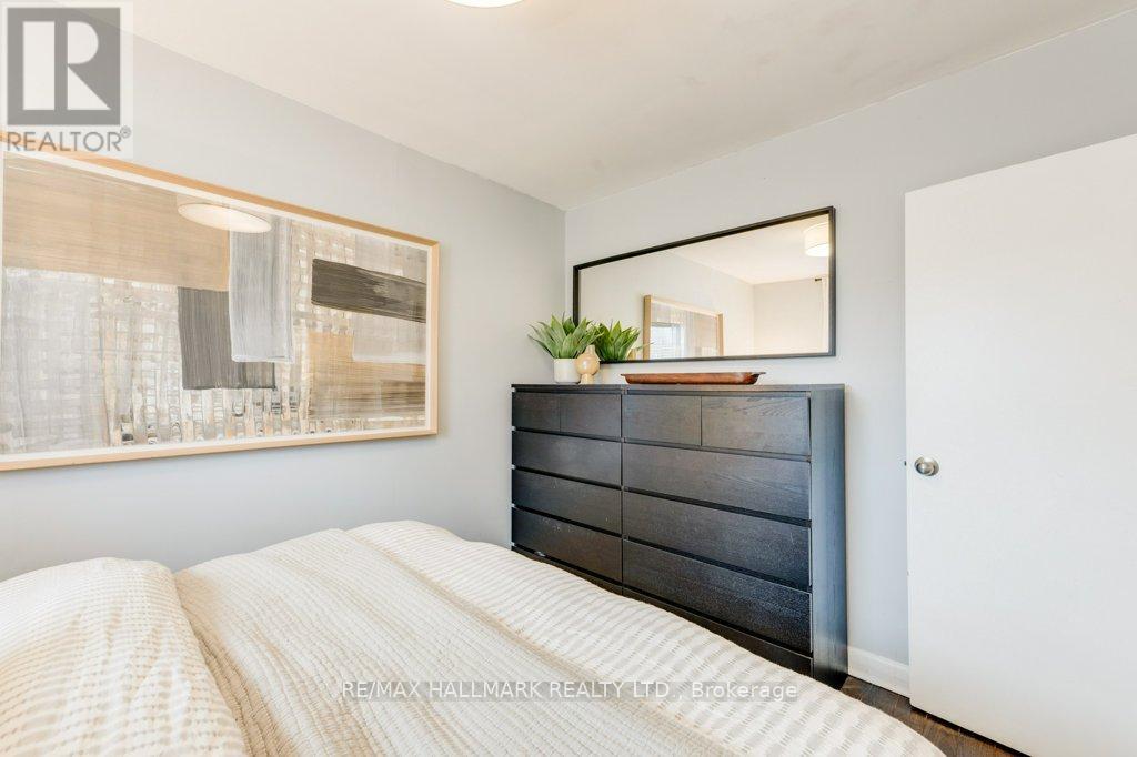 Main - 225 Woodville Avenue, Toronto, Ontario  M4J 2R4 - Photo 25 - E13109918