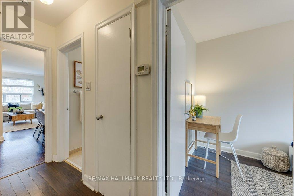 Main - 225 Woodville Avenue, Toronto, Ontario  M4J 2R4 - Photo 33 - E13109918