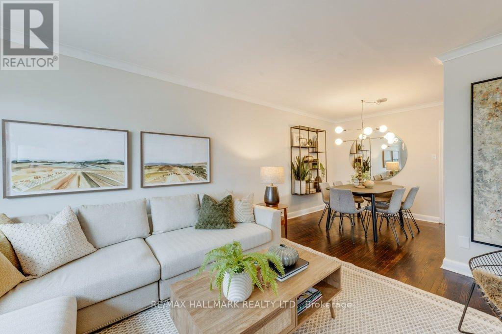 Main - 225 Woodville Avenue, Toronto, Ontario  M4J 2R4 - Photo 4 - E13109918