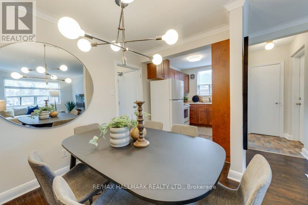 Main - 225 Woodville Avenue, Toronto, Ontario  M4J 2R4 - Photo 9 - E13109918