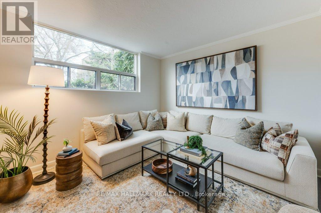Lower - 225 Woodville Avenue, Toronto, Ontario  M4J 2R4 - Photo 1 - E13109946