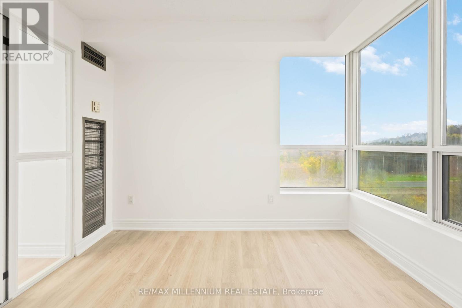 906 - 3050 Ellesmere Road, Toronto, Ontario M1E 4C2 - Photo 10 - E13110036