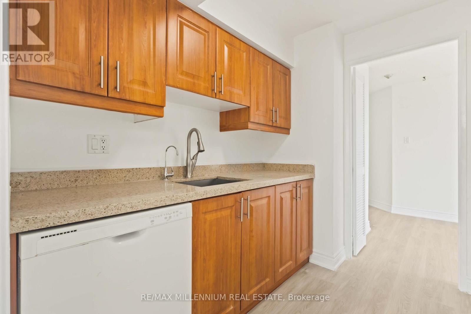 906 - 3050 Ellesmere Road, Toronto, Ontario M1E 4C2 - Photo 17 - E13110036