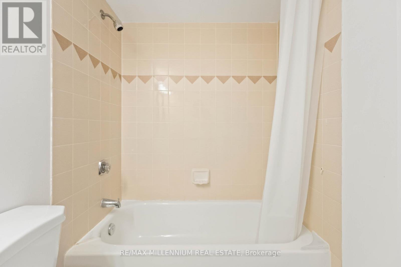 906 - 3050 Ellesmere Road, Toronto, Ontario M1E 4C2 - Photo 26 - E13110036
