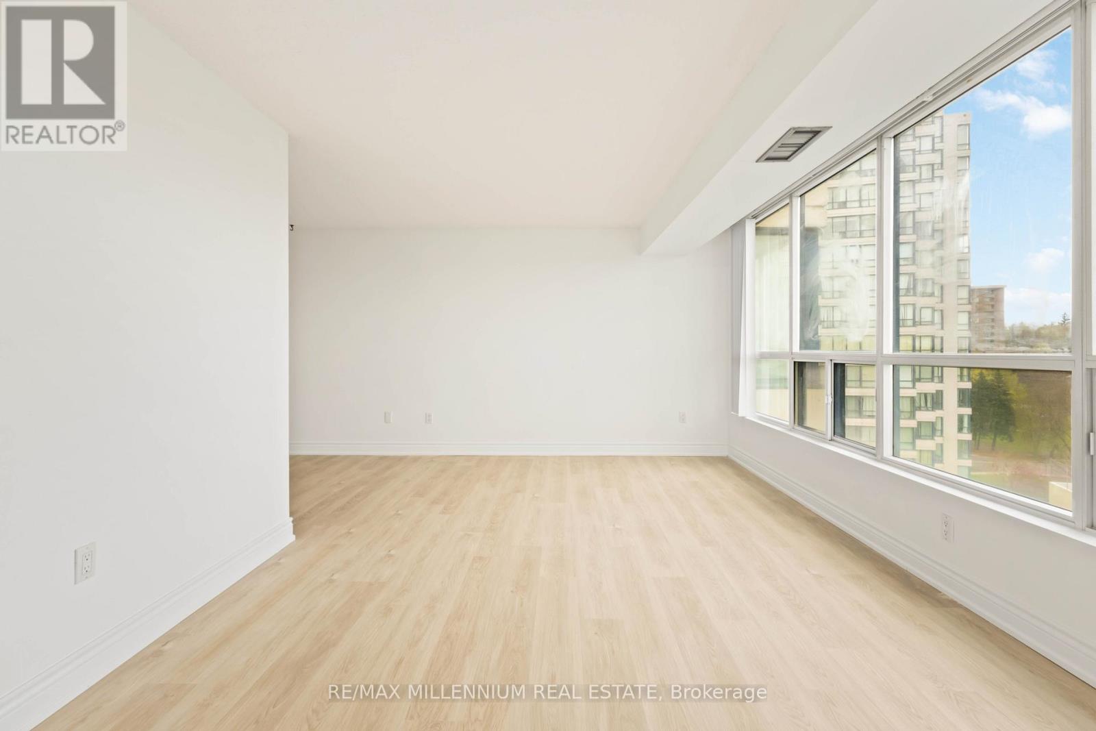 906 - 3050 Ellesmere Road, Toronto, Ontario M1E 4C2 - Photo 9 - E13110036
