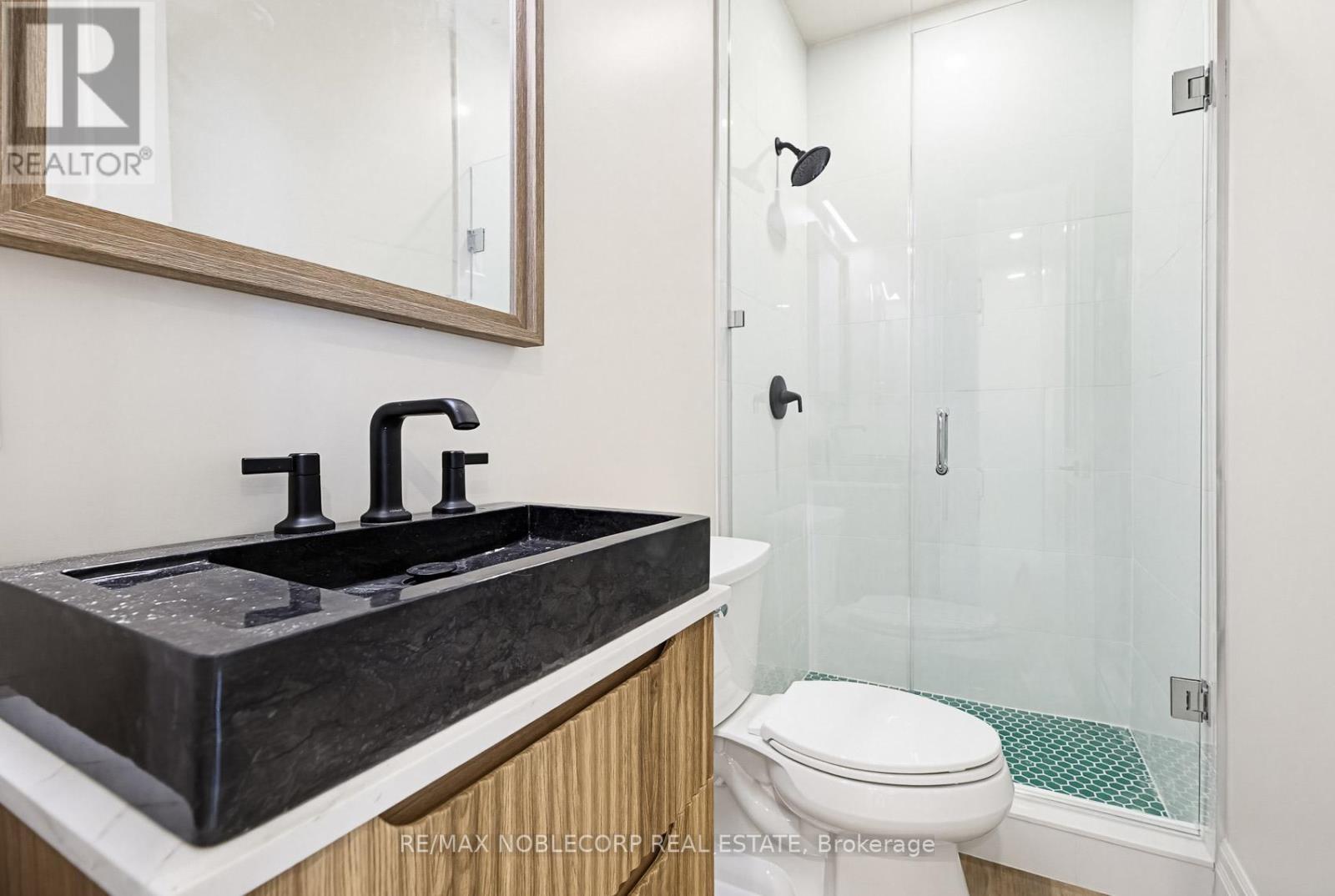 5 - 108 Enderby Road, Toronto, Ontario  M4E 2S5 - Photo 10 - E13110058
