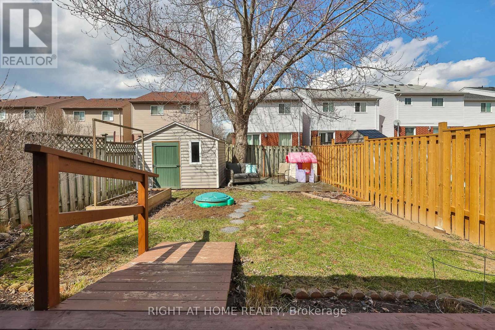 89 Vail Meadows Crescent, Clarington, Ontario  L1C 4T3 - Photo 45 - E13110072