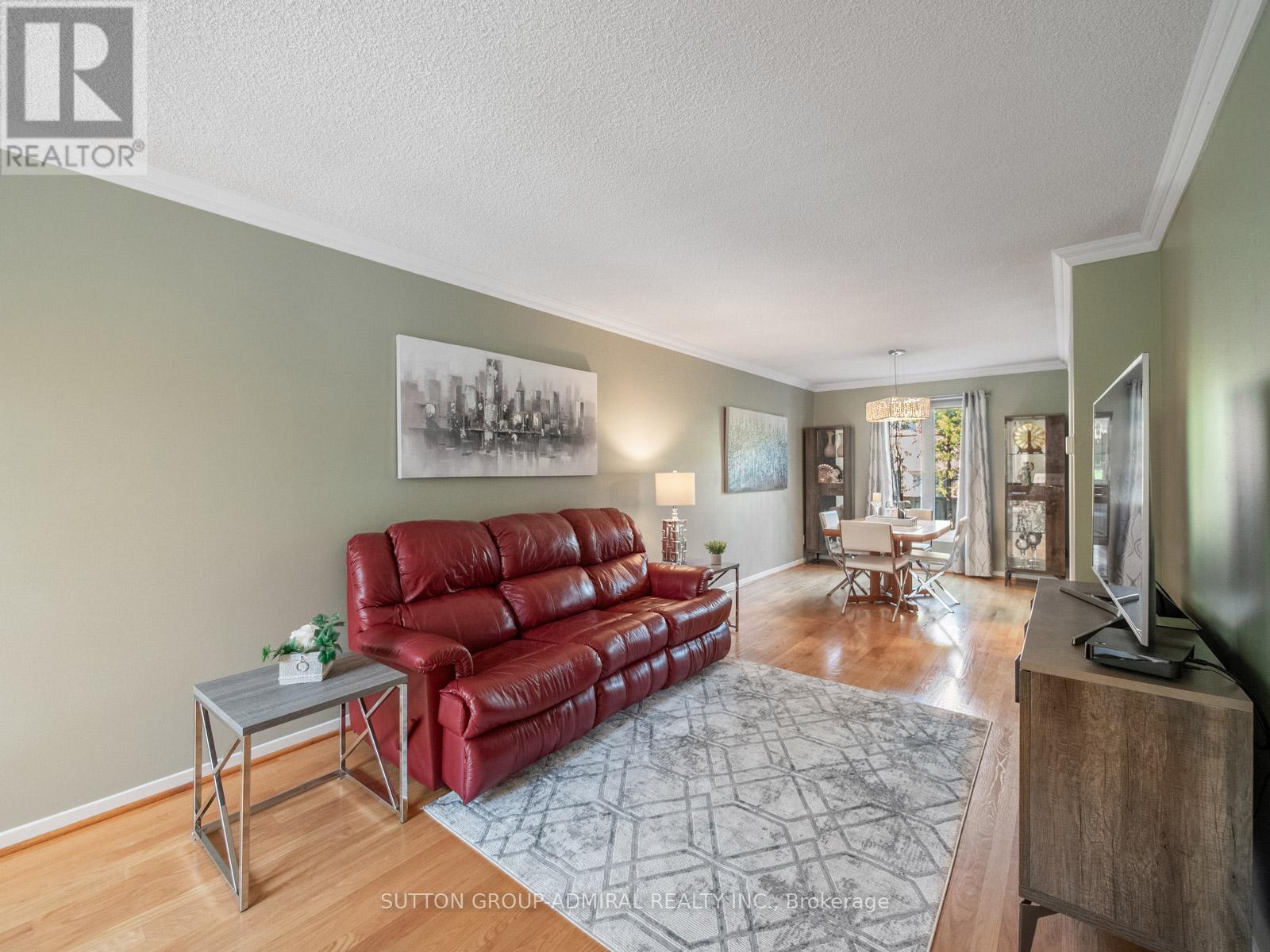 120 Glenmanor Way, Vaughan, Ontario  L4J 3E5 - Photo 6 - N13109780