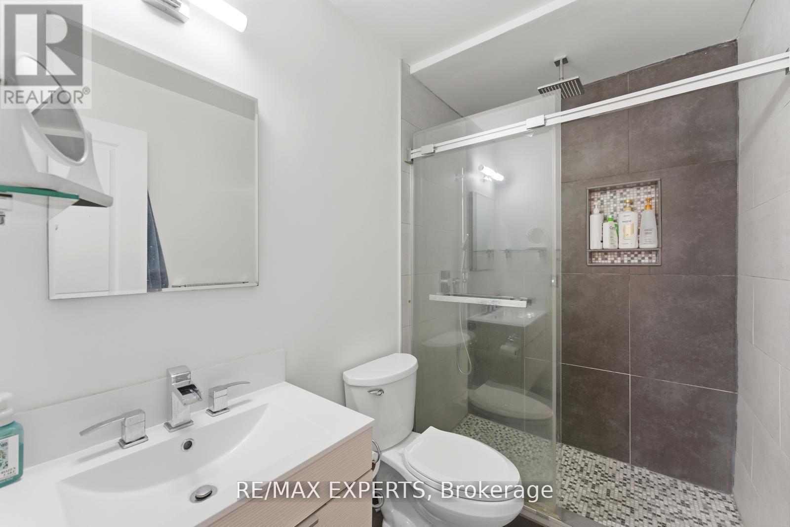 22 Wedgewood Place, Vaughan, Ontario  L4K 4X7 - Photo 20 - N13109868