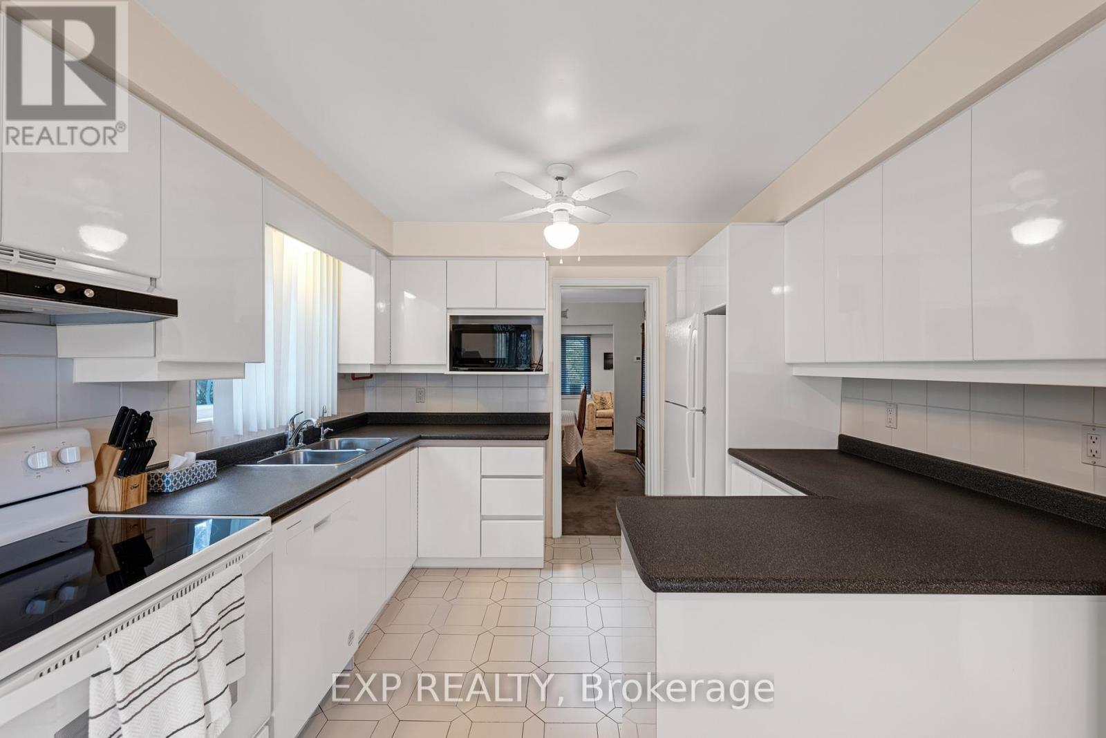 43 Abraham Avenue, Markham, Ontario  L3T 5G7 - Photo 13 - N13109870
