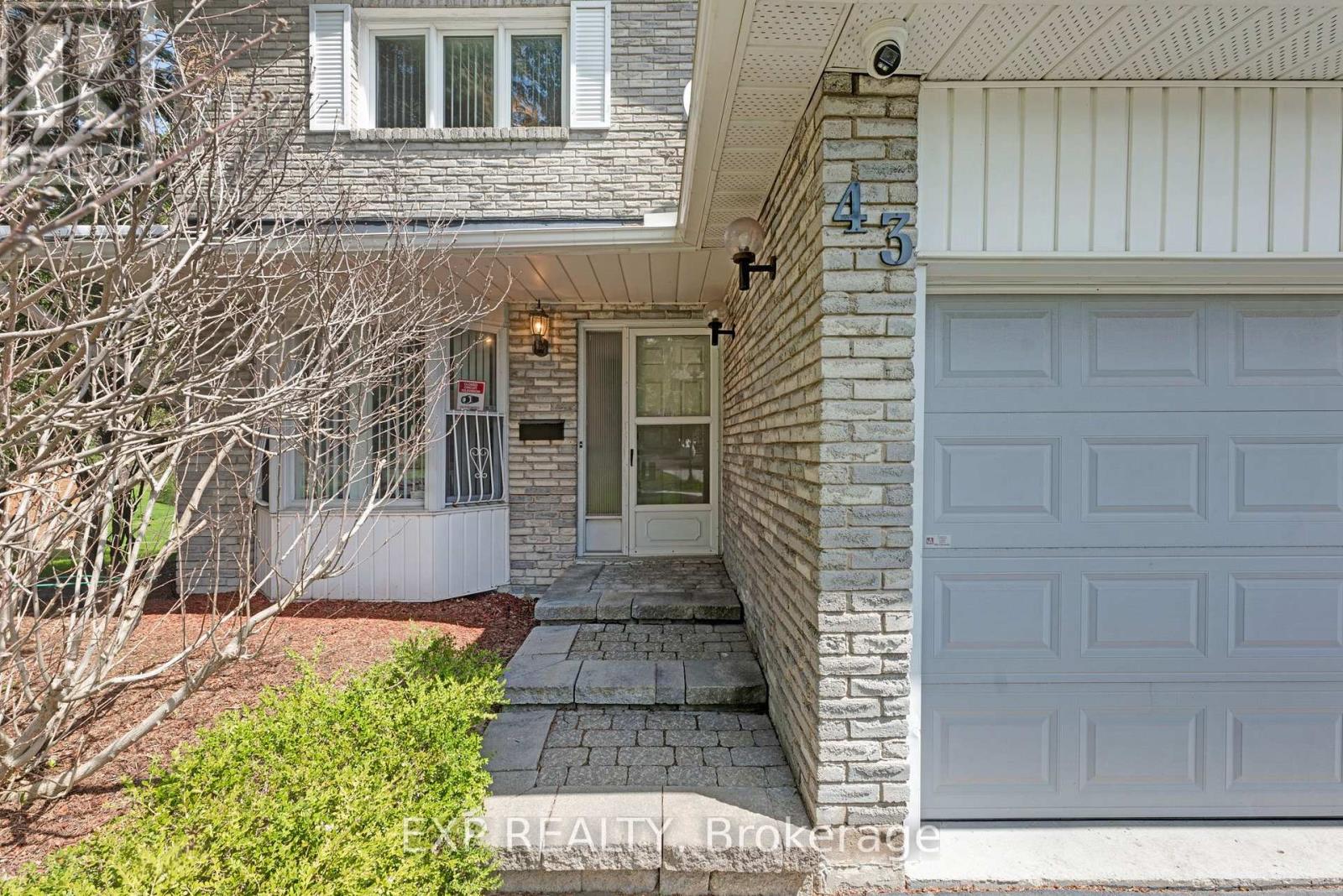 43 Abraham Avenue, Markham, Ontario  L3T 5G7 - Photo 4 - N13109870