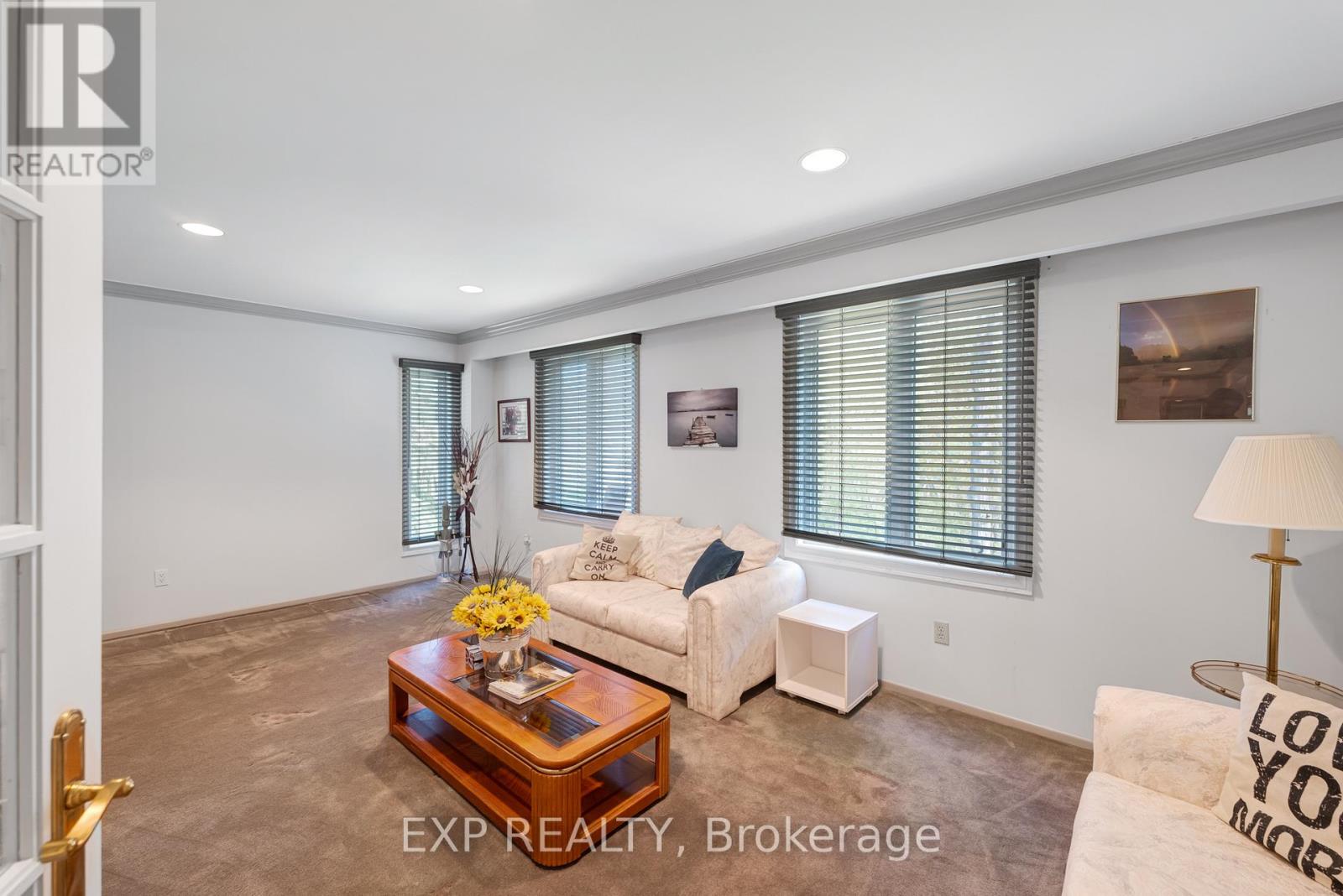 43 Abraham Avenue, Markham, Ontario  L3T 5G7 - Photo 8 - N13109870
