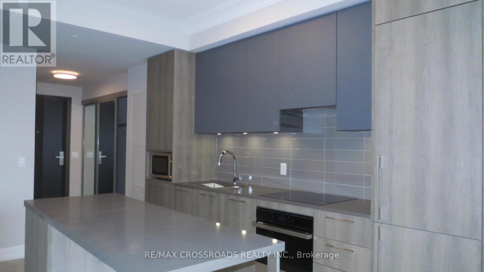 610 - 18 Water Walk Drive, Markham, Ontario  L3R 6L5 - Photo 7 - N13109884