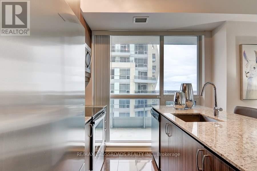 1704 - 9201 Yonge Street, Richmond Hill, Ontario  L4C 6Z2 - Photo 17 - N13109934