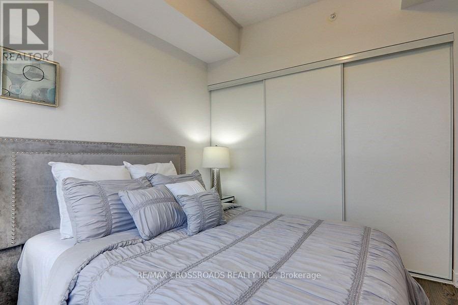 1704 - 9201 Yonge Street, Richmond Hill, Ontario  L4C 6Z2 - Photo 20 - N13109934