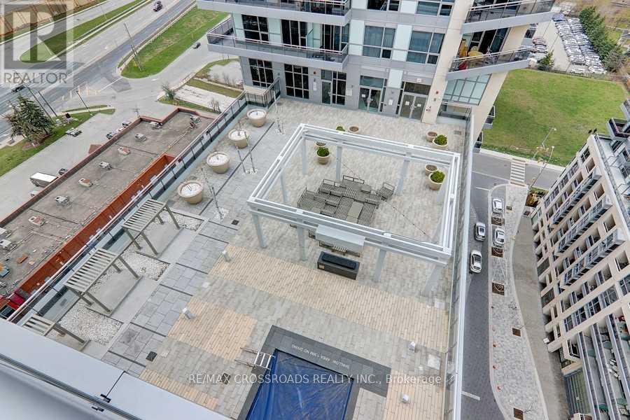 1704 - 9201 Yonge Street, Richmond Hill, Ontario  L4C 6Z2 - Photo 27 - N13109934