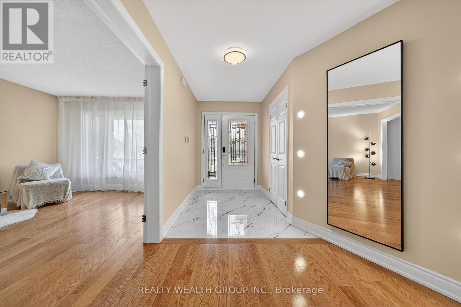 42 Cherhill Drive, Vaughan, Ontario  L6A 1H6 - Photo 6 - N13109956