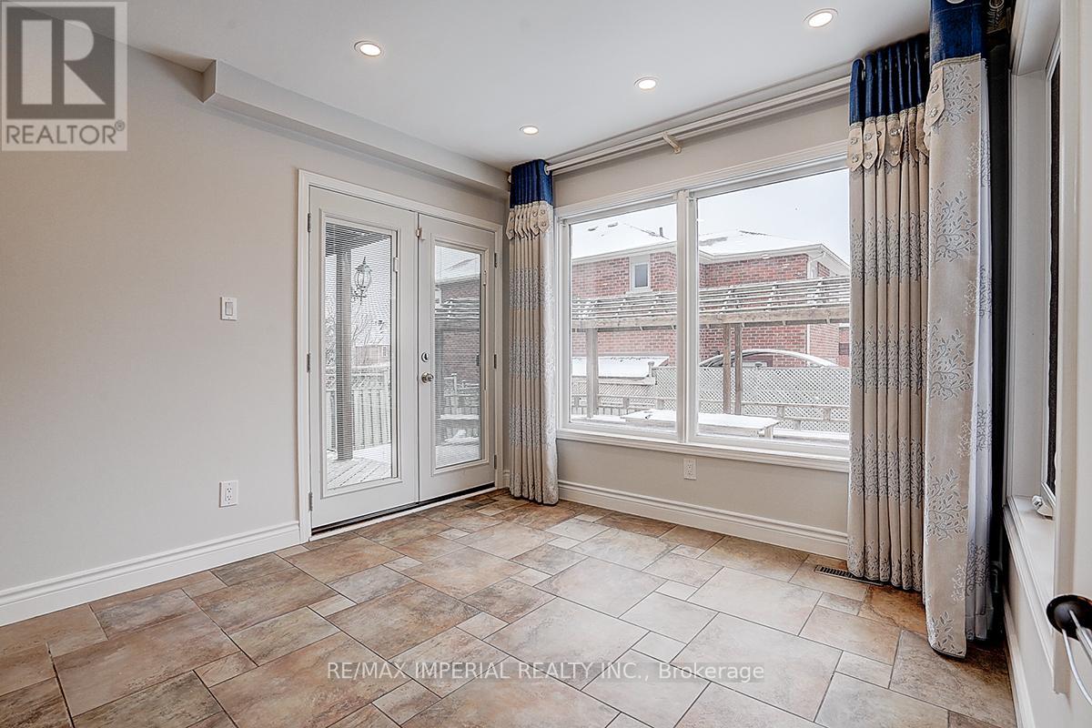 45 Kew Gardens, Richmond Hill, Ontario  L4B 1R6 - Photo 10 - N13110006