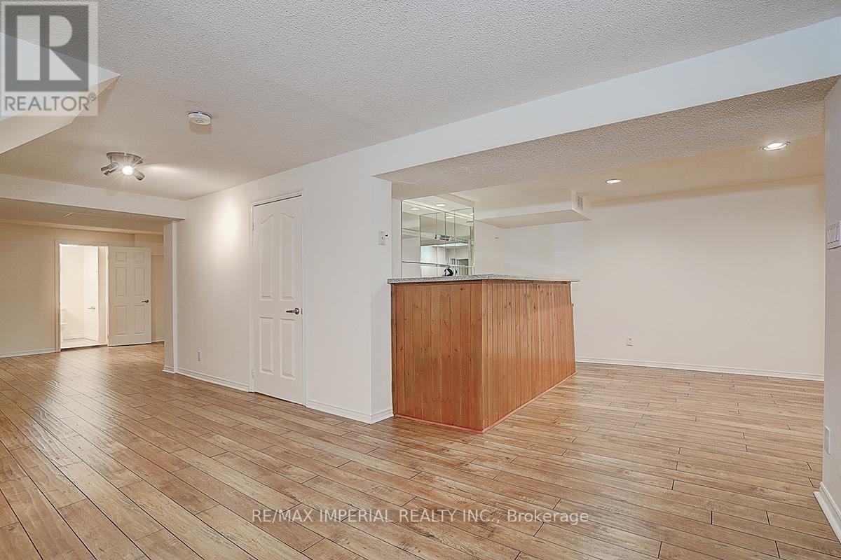 45 Kew Gardens, Richmond Hill, Ontario  L4B 1R6 - Photo 22 - N13110006