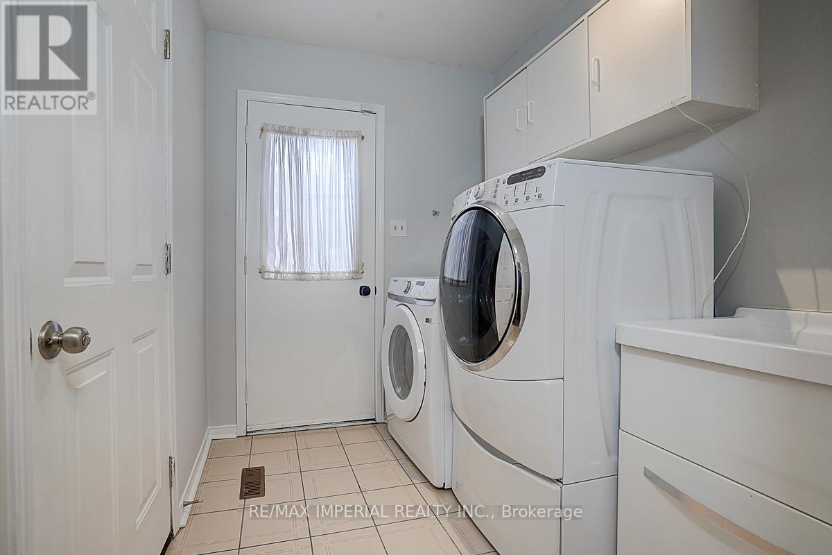 45 Kew Gardens, Richmond Hill, Ontario  L4B 1R6 - Photo 26 - N13110006