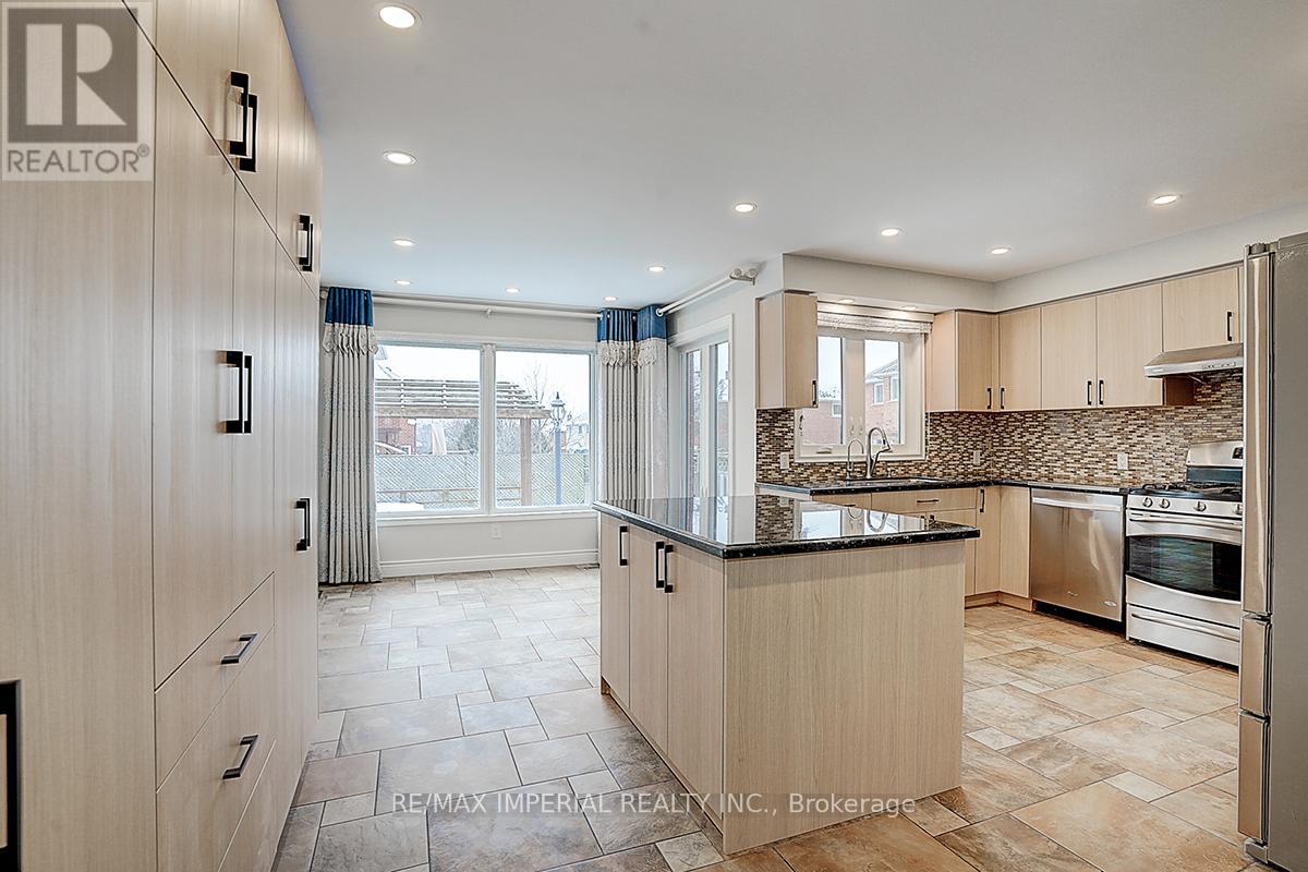 45 Kew Gardens, Richmond Hill, Ontario  L4B 1R6 - Photo 7 - N13110006