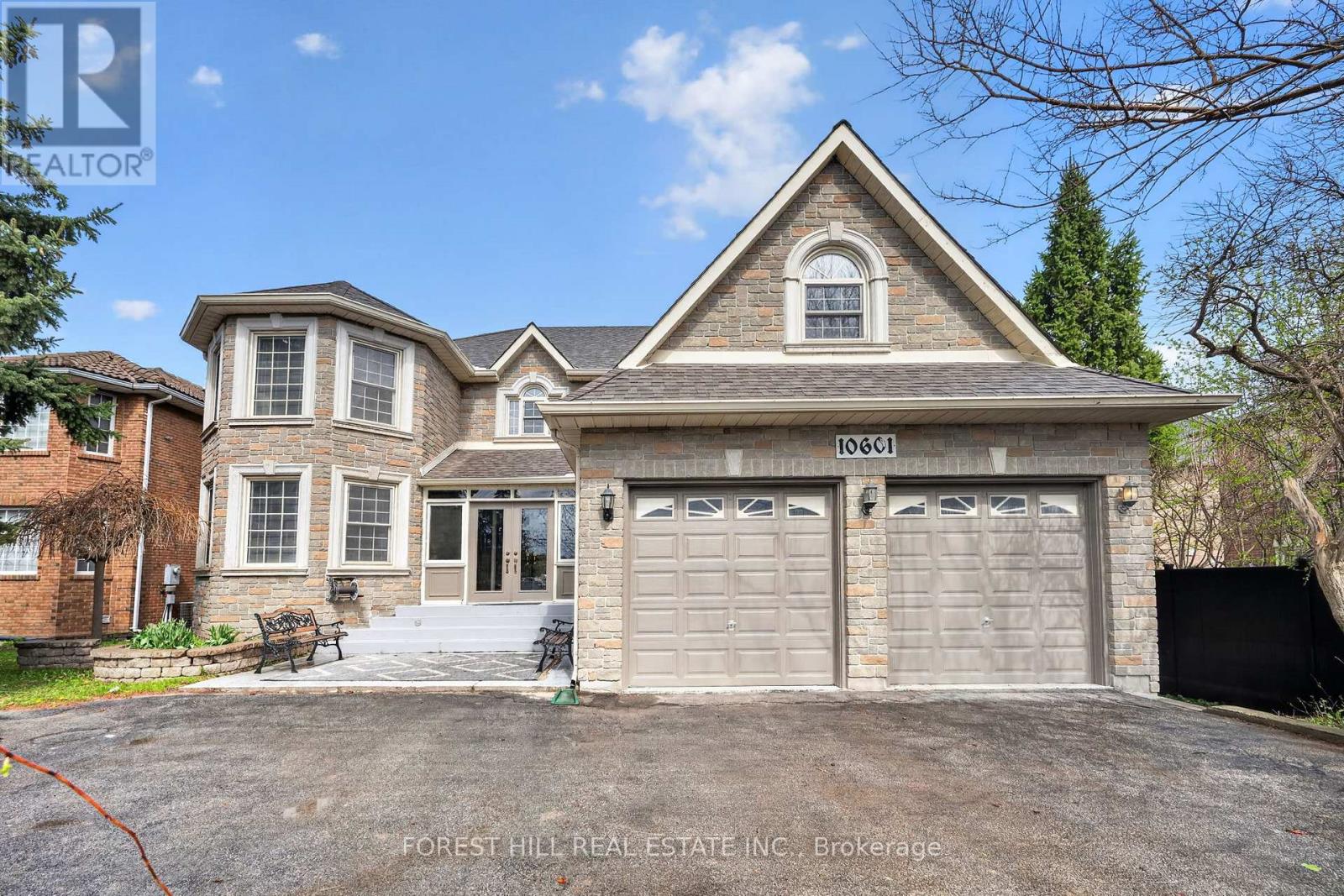 10601 Bathurst Street, Richmond Hill, Ontario  L4C 7V8 - Photo 1 - N13110070