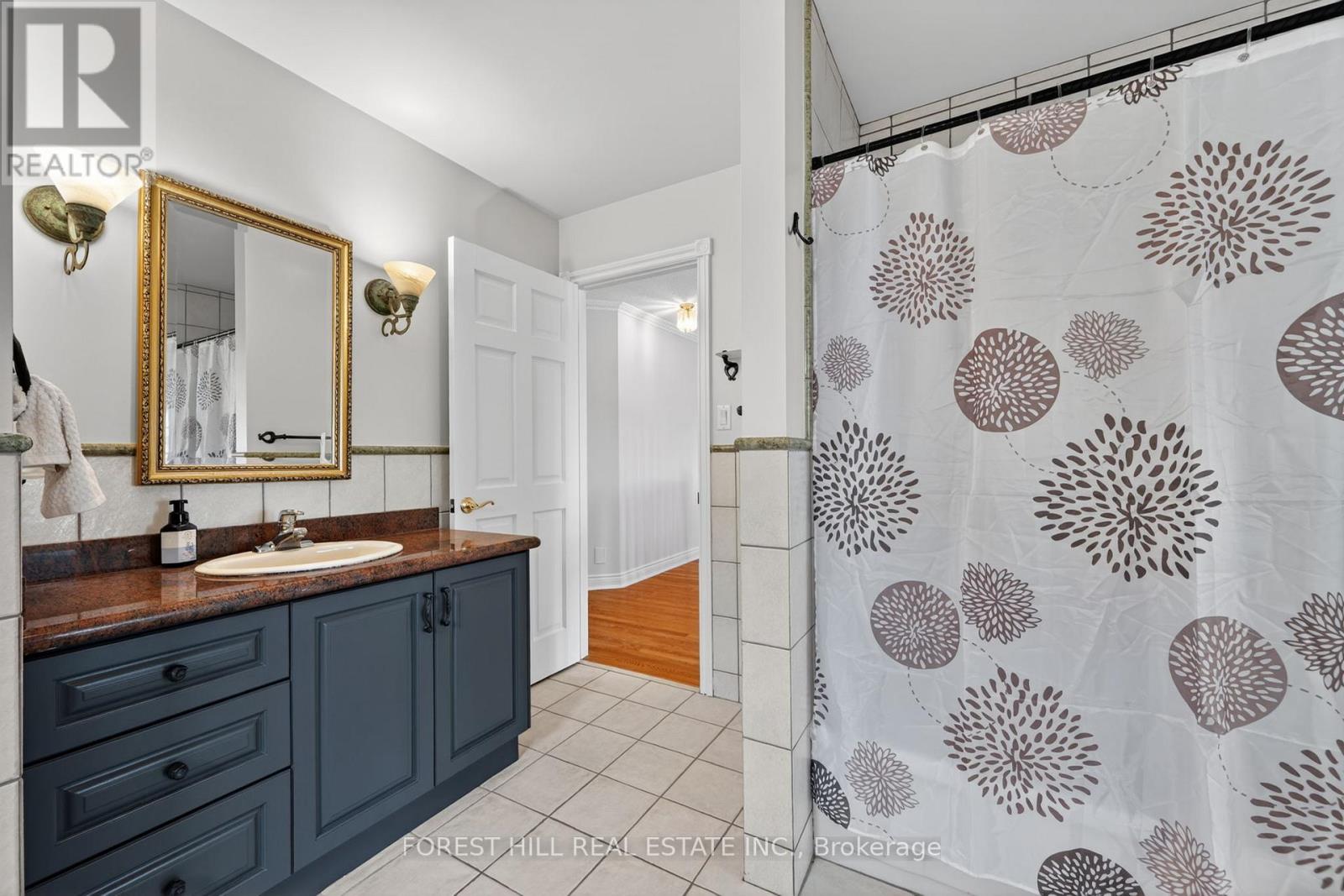 10601 Bathurst Street, Richmond Hill, Ontario  L4C 7V8 - Photo 27 - N13110070