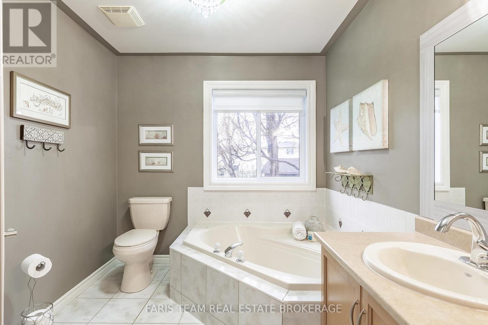 92 Brighton Road, Barrie, Ontario  L4M 6S3 - Photo 21 - S13109904