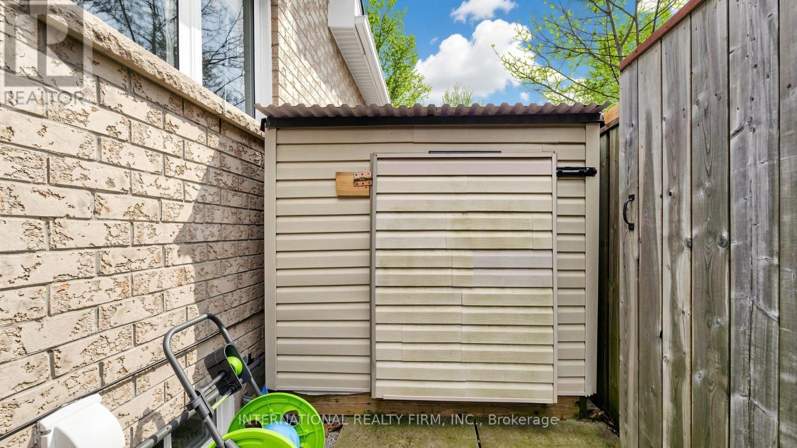 14 Stuart Avenue, Barrie, Ontario  L4M 0A1 - Photo 30 - S13109912